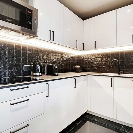 Апартаменты Modern Near Palais Garnier