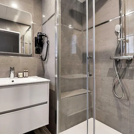 Апартаменты Modern Near Palais Garnier *